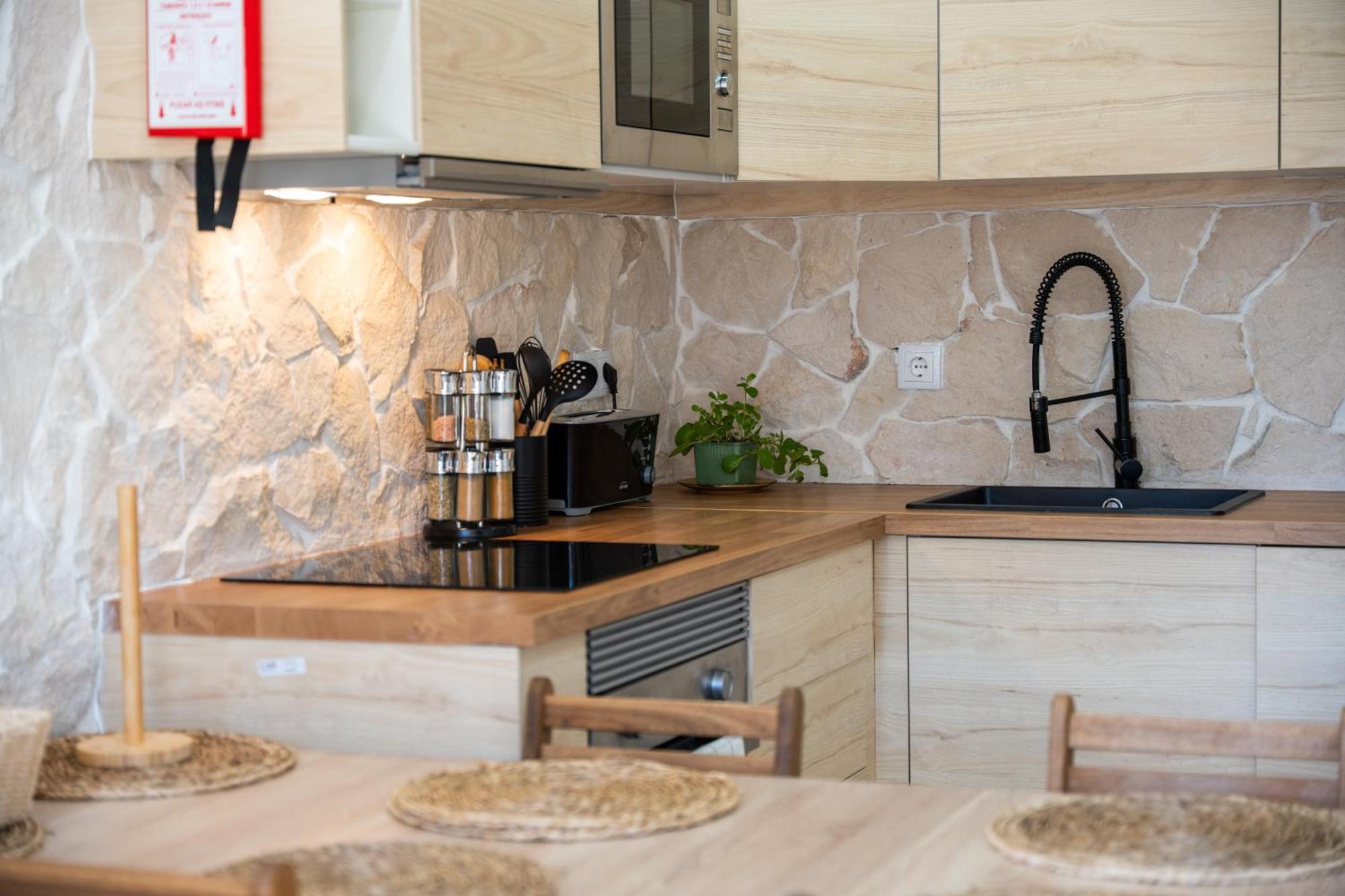 Gyula Old Town Apartment Албуфейра Экстерьер фото